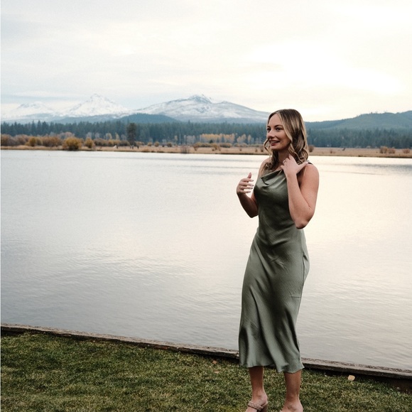 Vici cowl neck dress, green 💚 - Picture 7 of 8